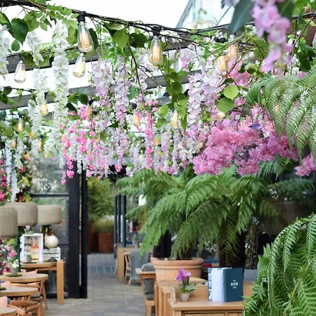 The River Lee A Member Of The Doyle Collection 4*