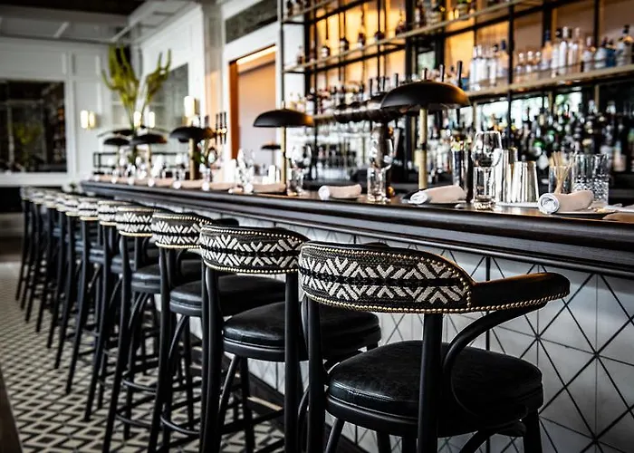 The River Lee A Member Of The Doyle Collection 4*