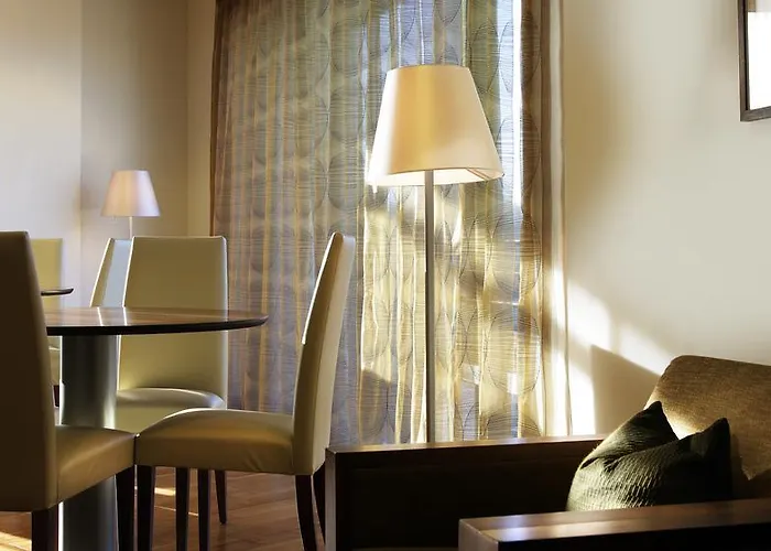 Отель The River Lee A Member Of The Doyle Collection