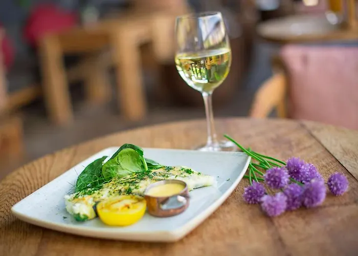 The River Lee A Member Of The Doyle Collection Корк